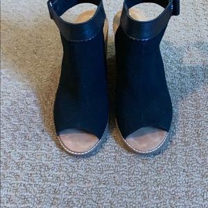 Toms black stacked heel